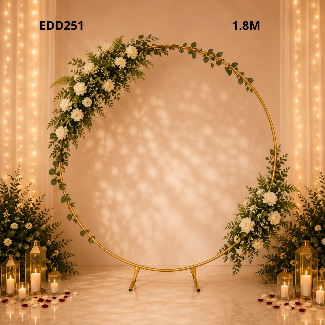 ARCO CIRCULAR DE HIERRO DORADO PARA BODAS: 1,8 M