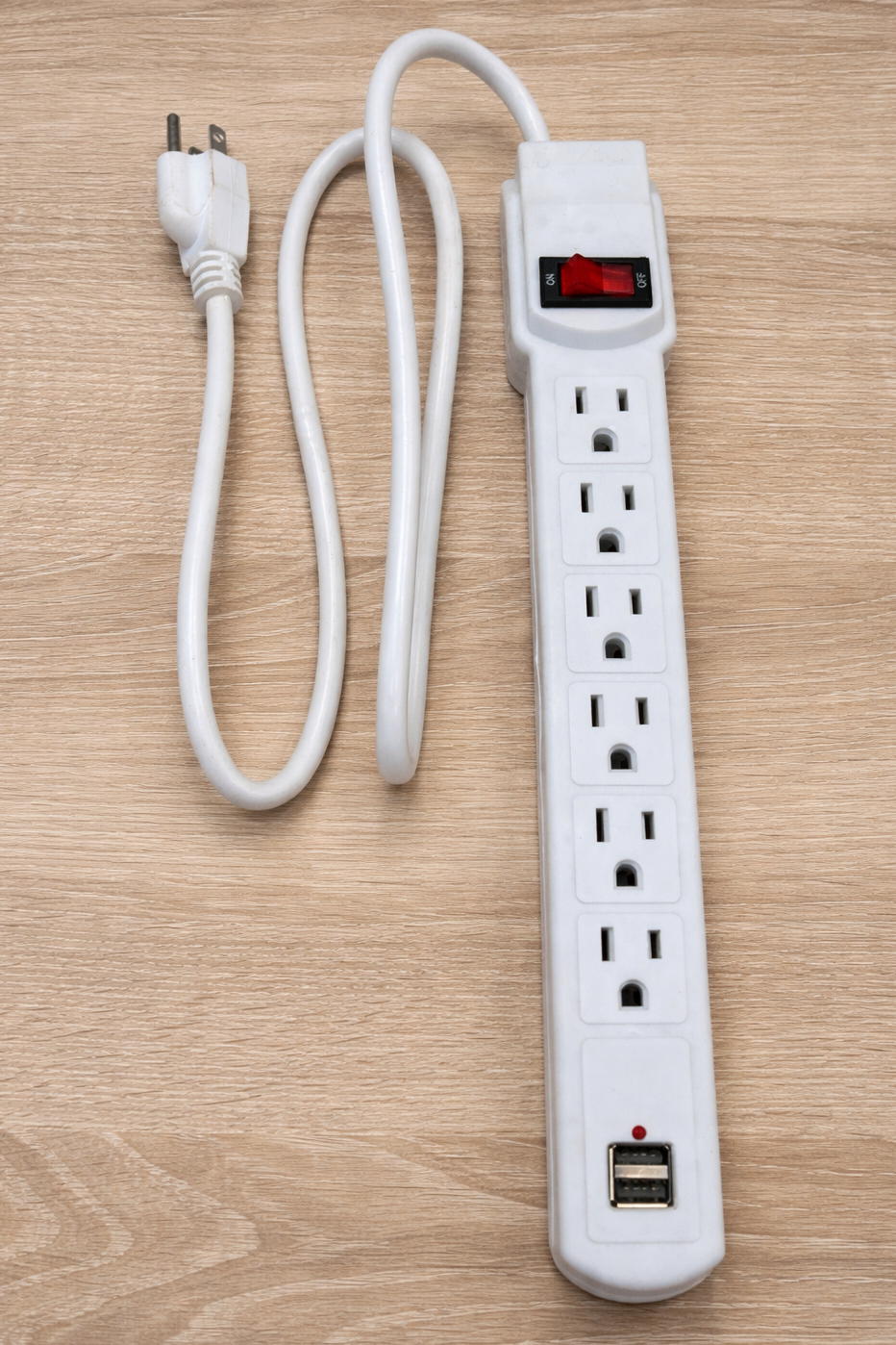 PLACA CABLEADO DOMÉSTICO PLÁSTICO 110V DAI-6660055 - miles-deproductos