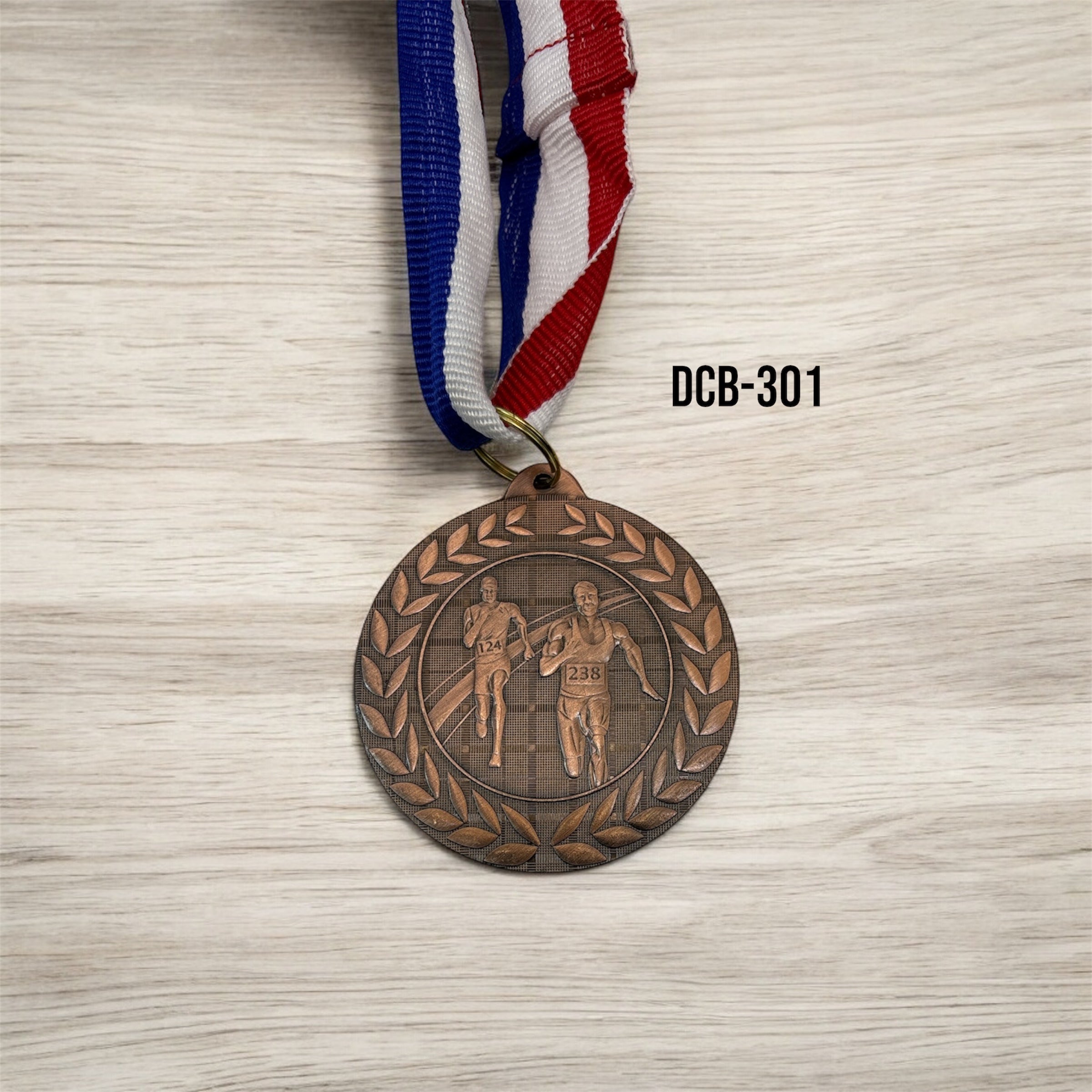 MEDALLAS DE HIERRO DCB-301